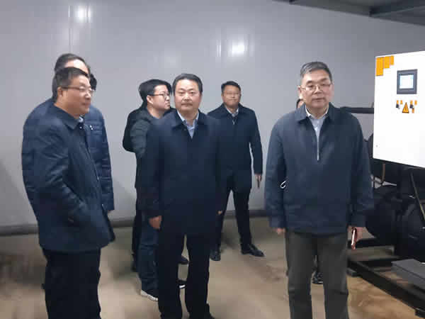 新聞=新華社及省推廣中心張書記一行來司觀摩指導01.jpg