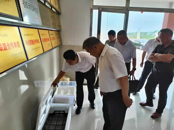新聞=鹽城援疆工作組曹亞組長(zhǎng)蒞臨調(diào)研01.jpg