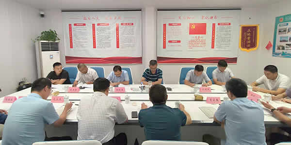 新聞=新疆察布查爾縣關(guān)縣長(zhǎng)一行蒞臨公司調(diào)研洽談合作事宜02.jpg